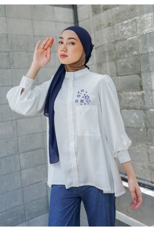 Jasmina Embroidery Blouse White